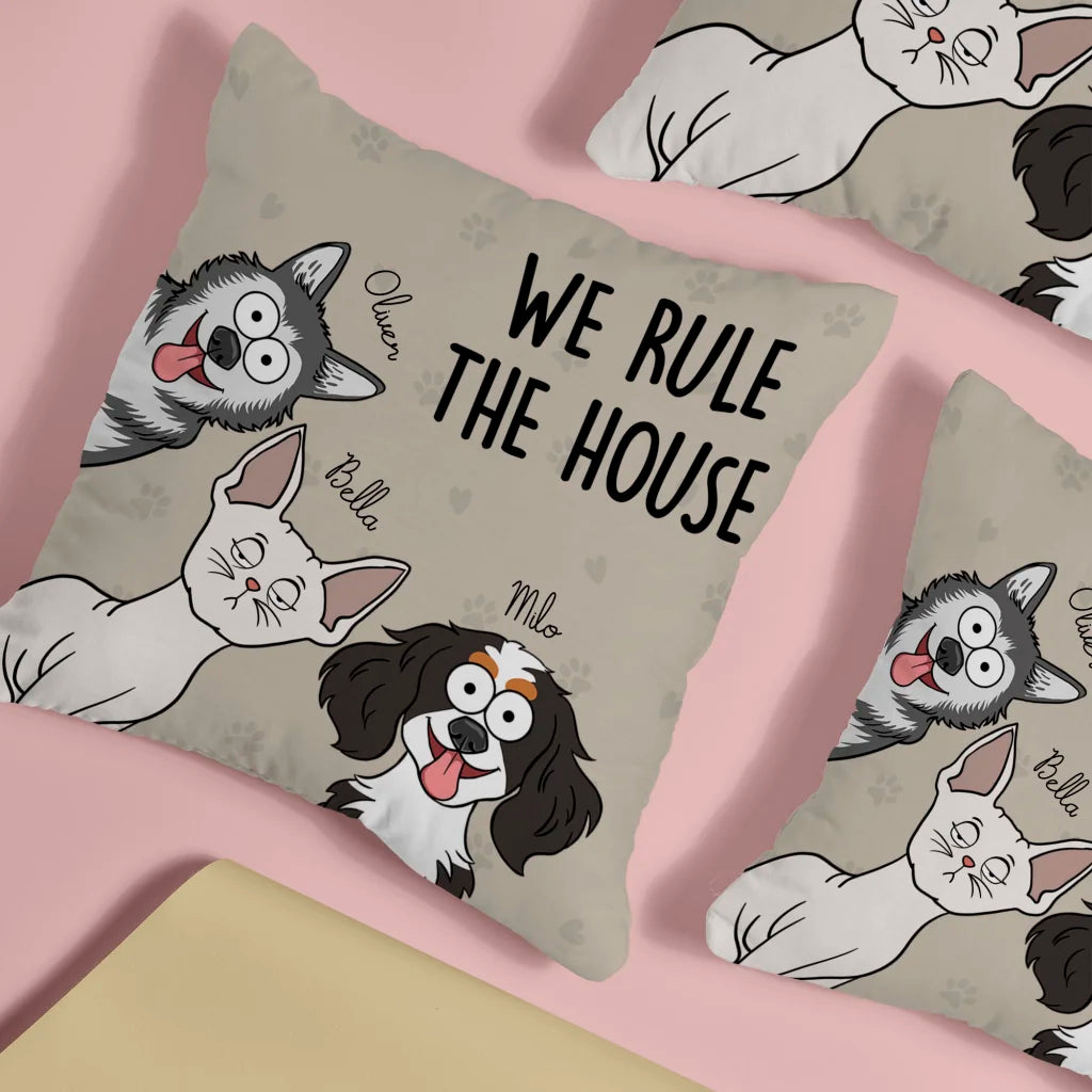Personalised Family Name Cushion - We Rule The House Dog Cat Version Pillow - Gift for Dad or Pet Lovers